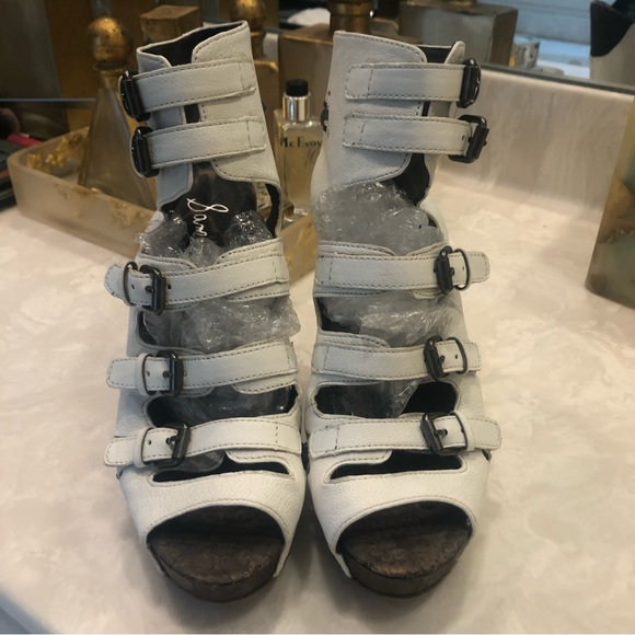 Sam Edelman while wedge sandal / booties with multiple buckles, leather, Sz 7.5 - Picture 4 of 15